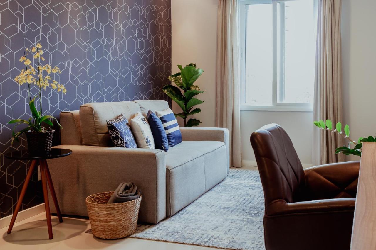 Bloom Guesthouse โอลัมบรา ภายนอก รูปภาพ